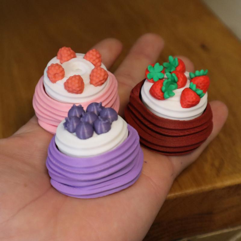 3D Printing Timelapse - Juguete Sensorial Telescópico de Pastel Mini
